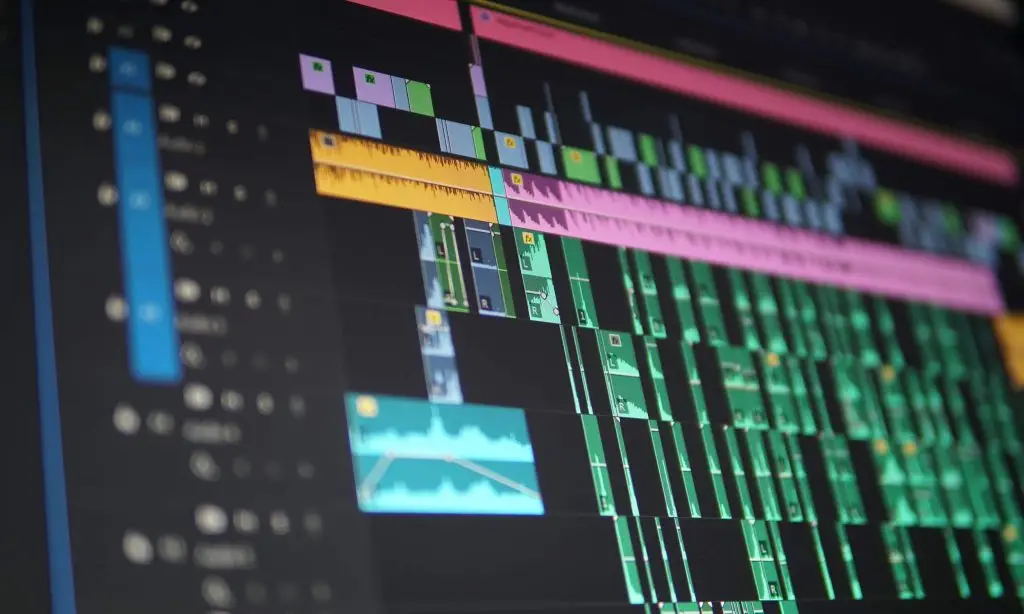 Reliable IT hardware supporting film and TV production workflows on set